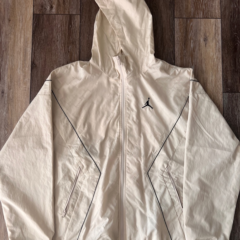 Jordan Sail Hooded Windbreaker